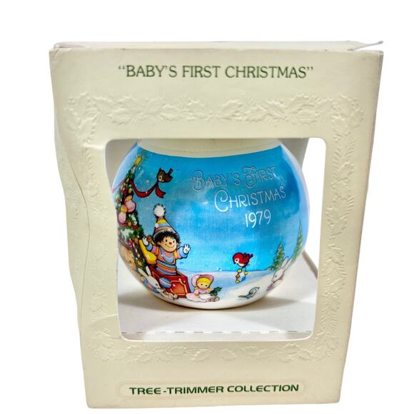 Hallmark Unbreakable Baby’s First Christmas Satin Ornament Tree-Trimmer 1979 - Picture 3 of 7